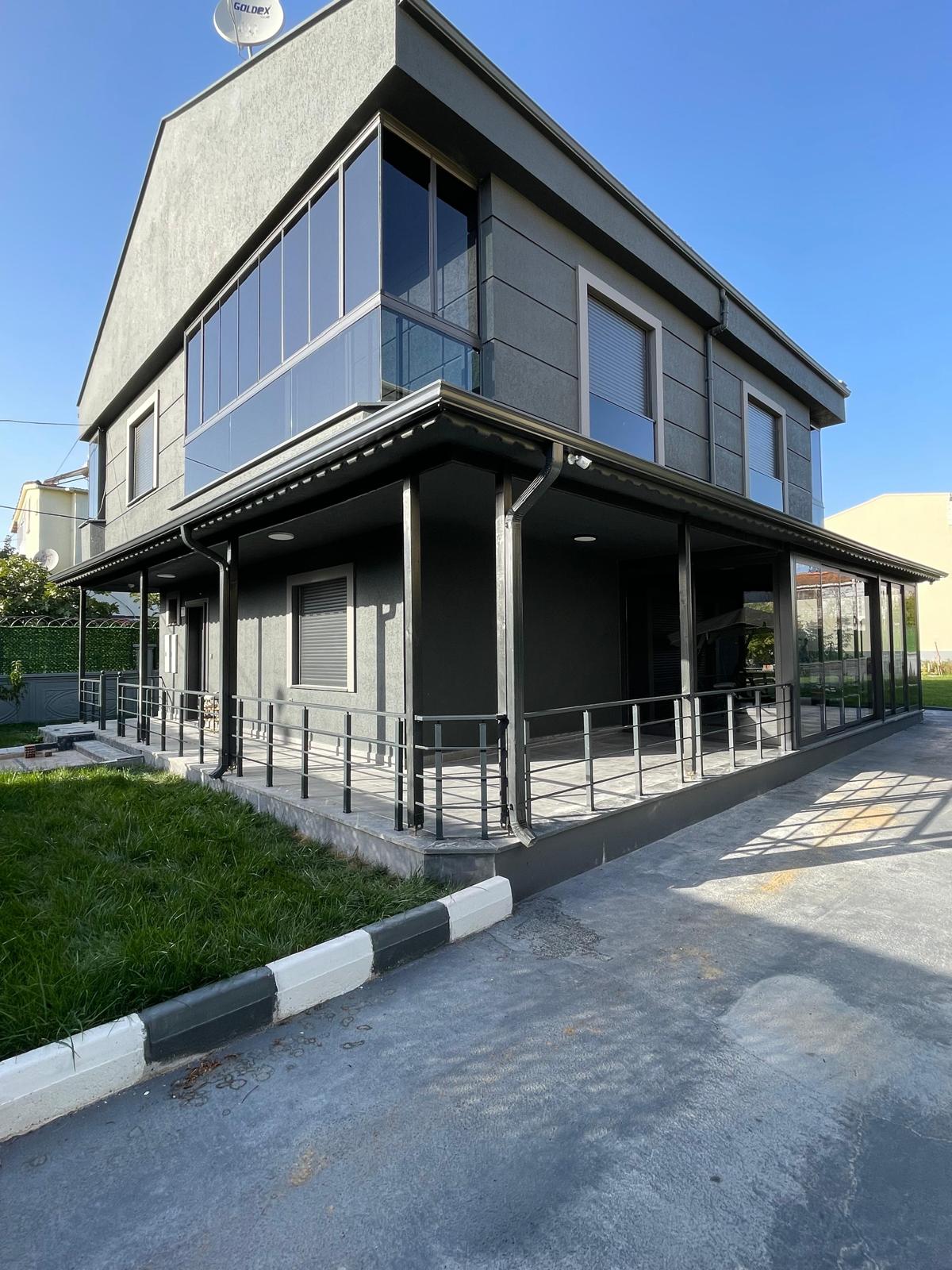 Katlanır Cam Balkon 24